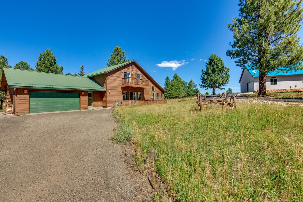 Mountain-view Angel Fire Cabin: 1 Mi to Ski Resort view 4