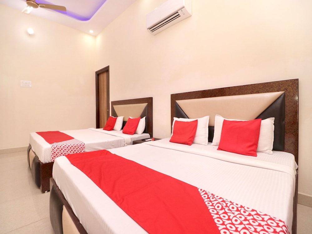 OYO 16494 Dhunna Guest House