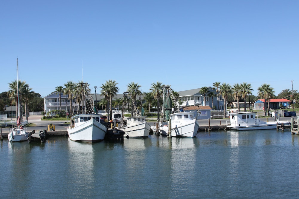 The Inn at Fulton Harbor