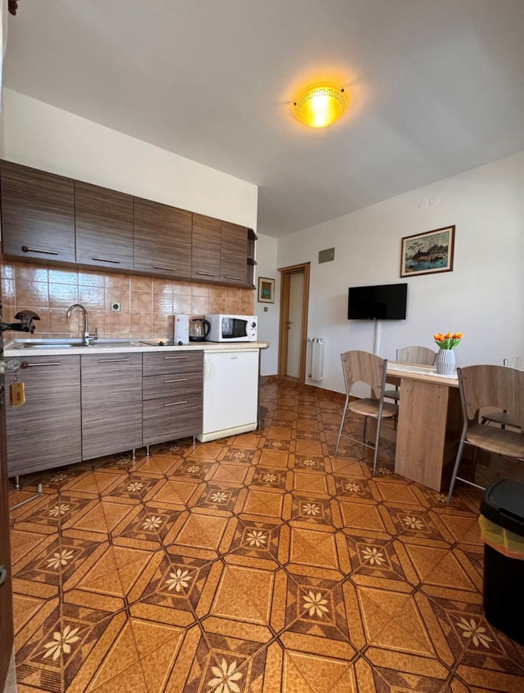 Apartments Folo