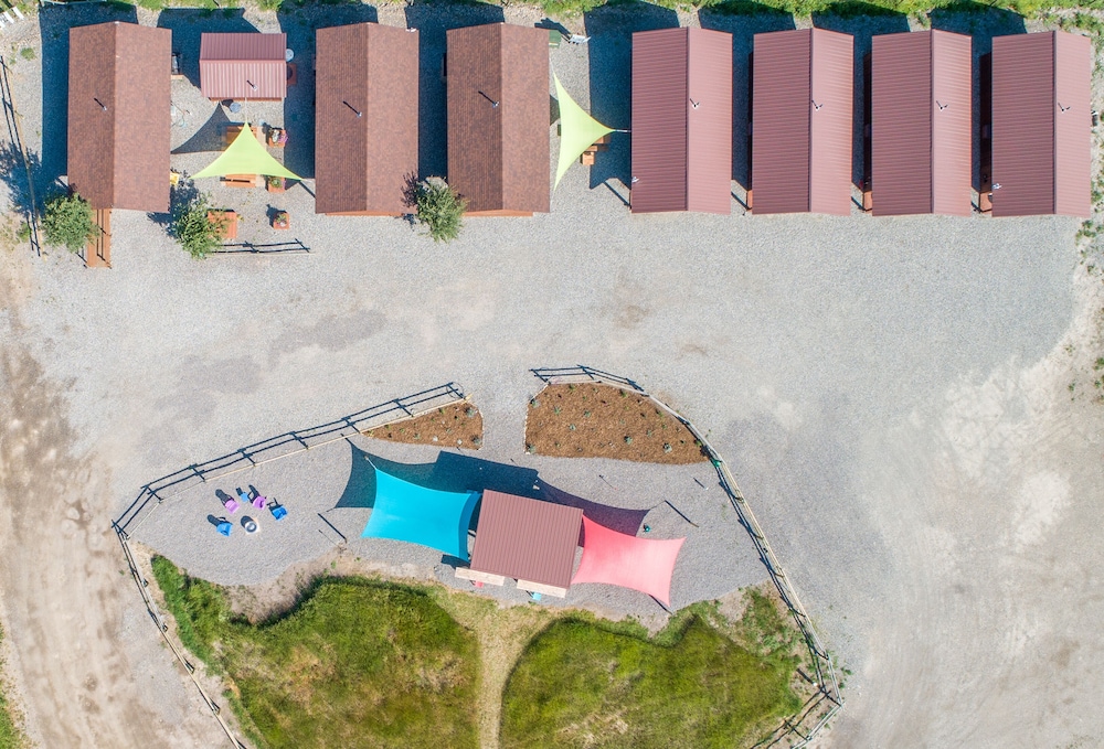 Emigrant Cabins