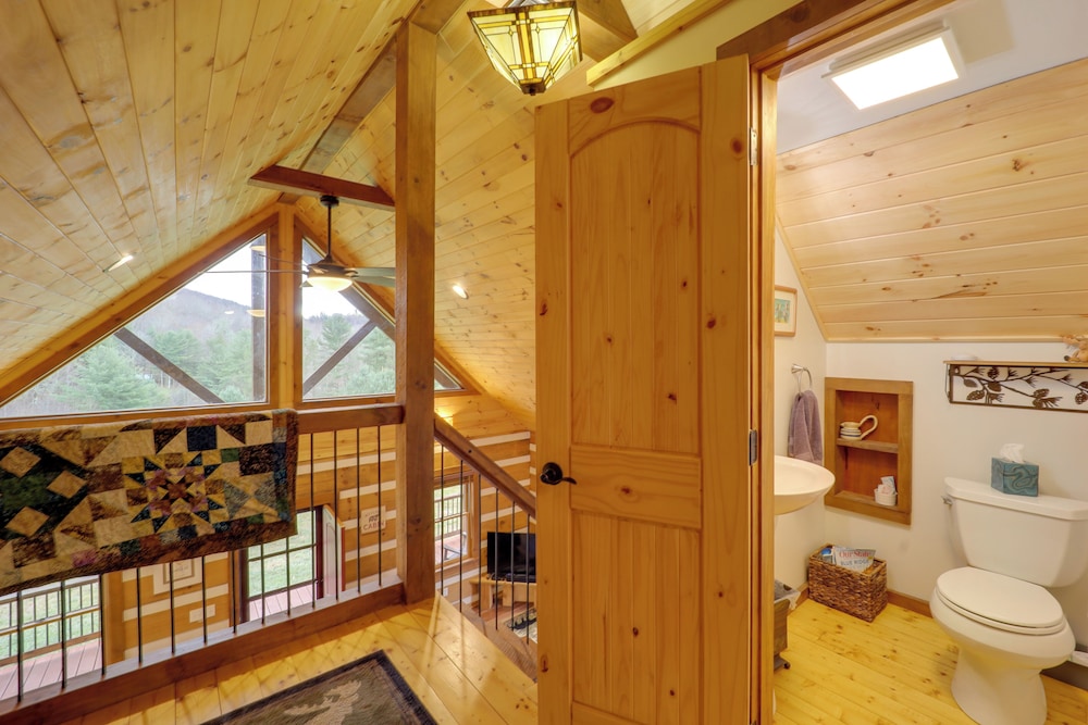 Hike, Ski & More: Blue Ridge Mountain Escape