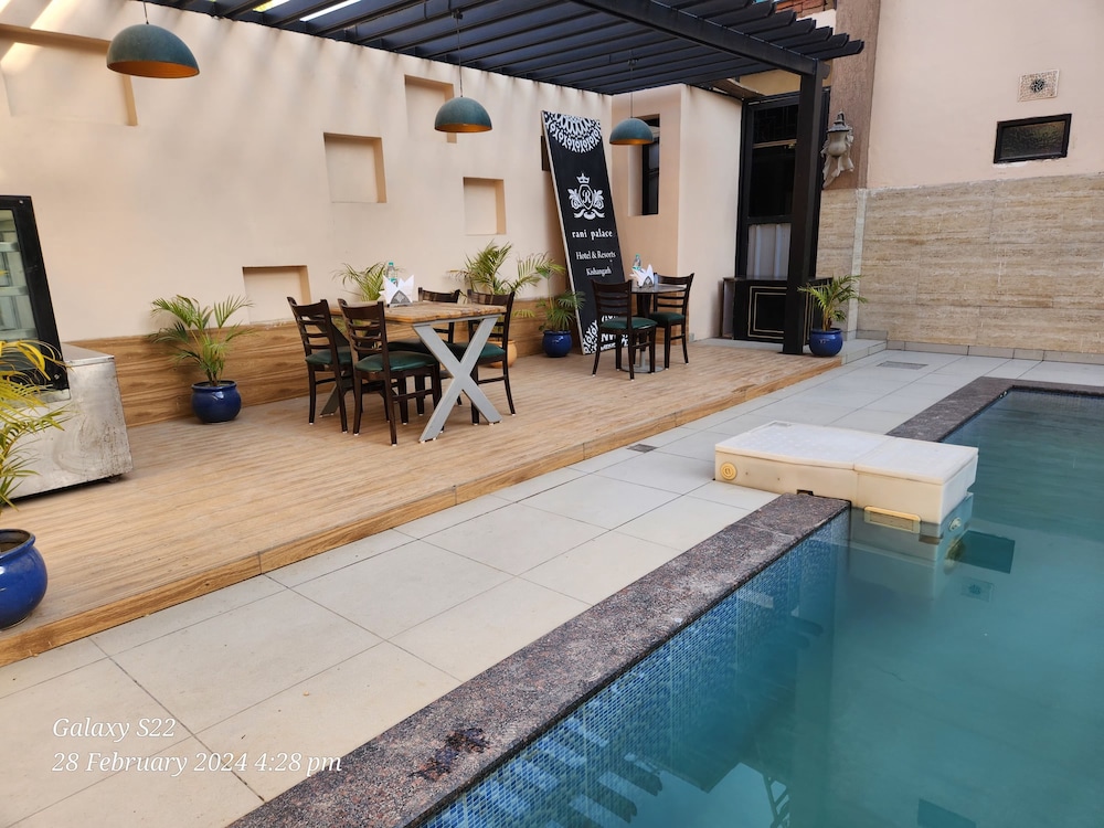 Rani Palace Hotel And Resort