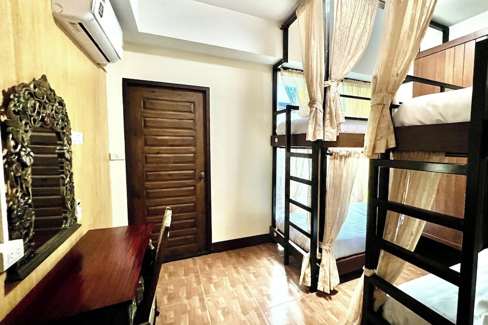 Lm Hostel