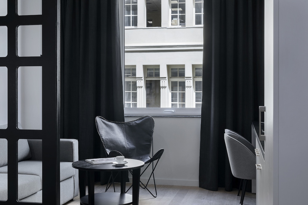 Philosofia Athens Suites
