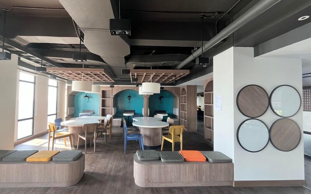 Modern Studio Apartment at Delft Ciputra Makassar