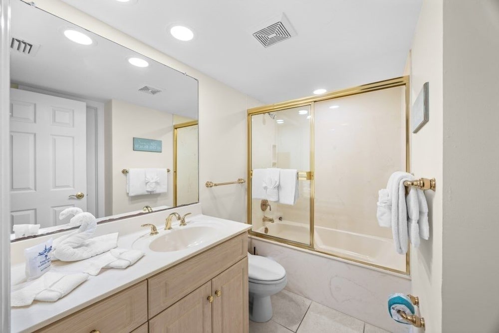 Pointe Santo A45 2 Bedroom Condo