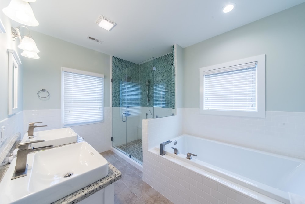 E Ashley A 121 4 Bedroom Holiday Home By My Ocean Rentals