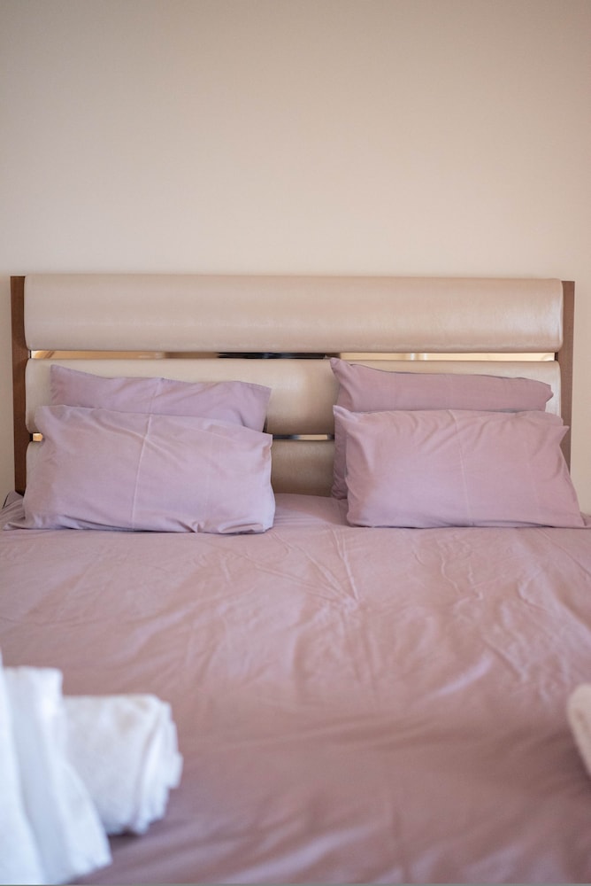 Home Sweet Home Trikala Town