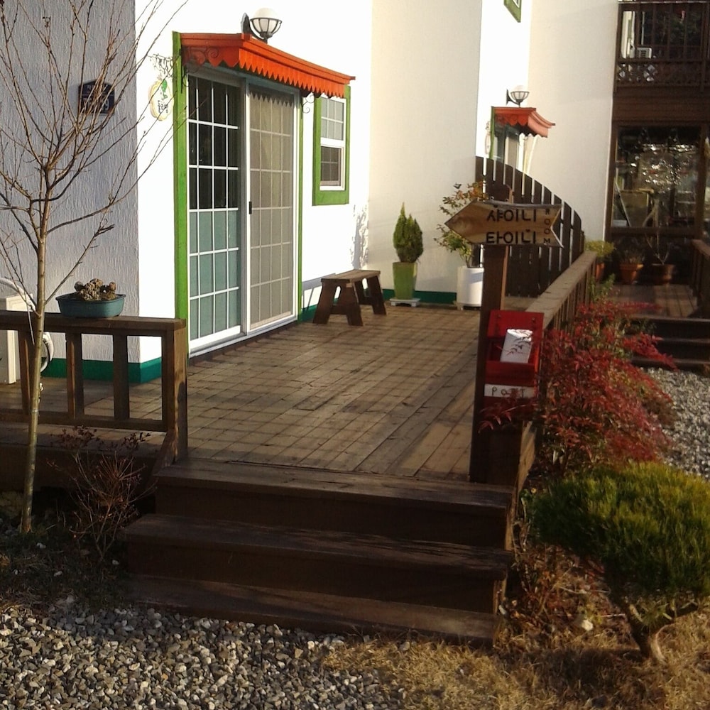 Goseong Sunshine Home Pension