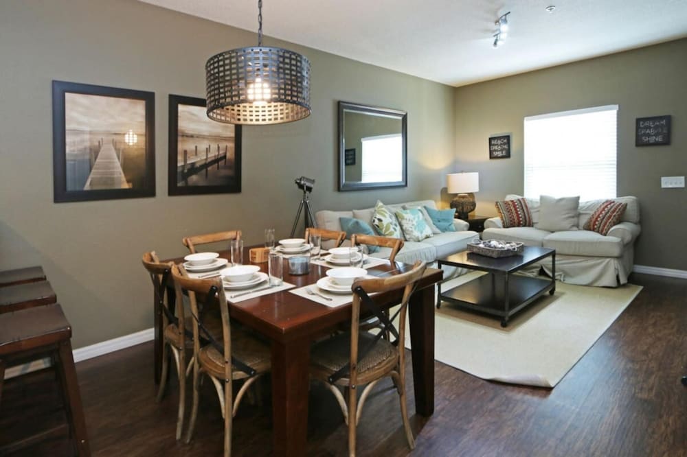 Your VIP Home Near Disney 25107