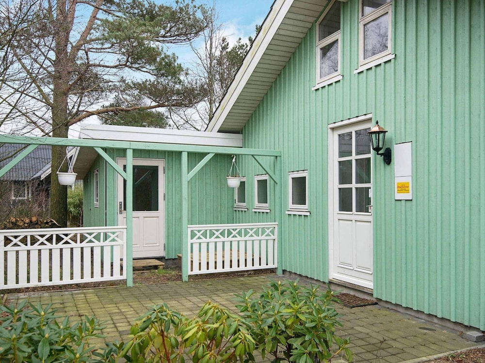 8 Person Holiday Home in Hemmet-by Traum