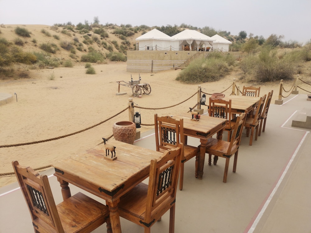 Dhora Desert Resort & Spa By Eight Continents