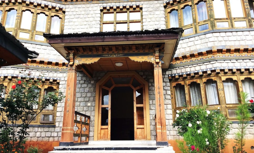 Tenzinling Resort