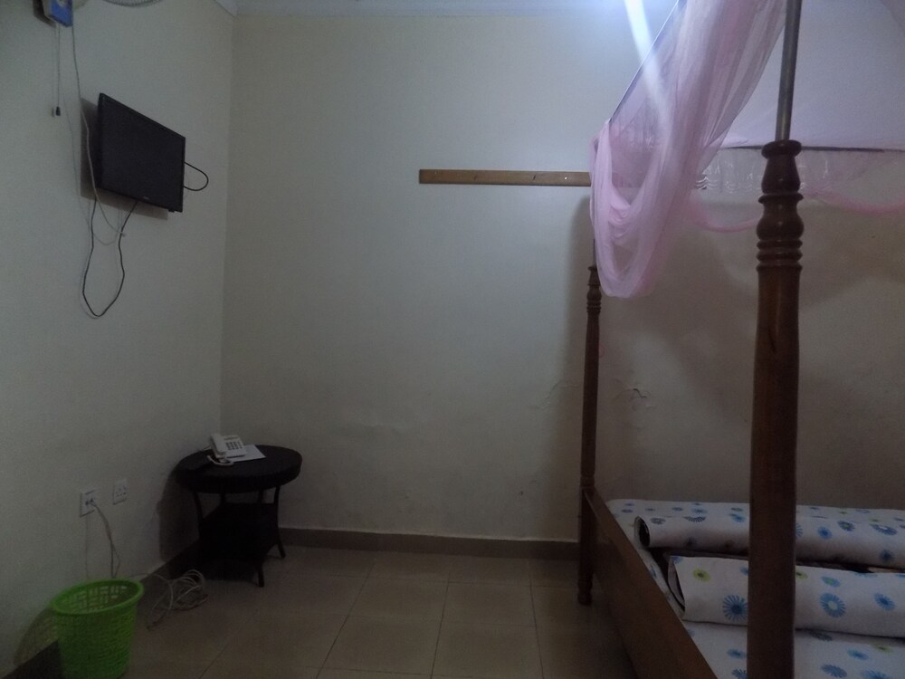 Photo 16