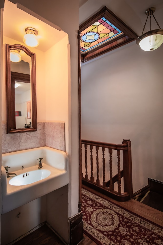 Lefferts Gardens Residence B&B