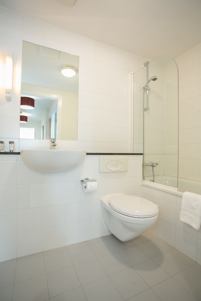 Grand Canal Square Apartments