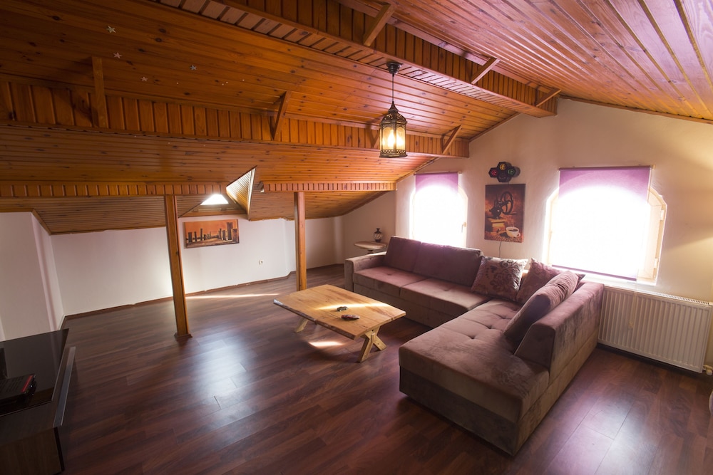 Artura Süit - Image 20