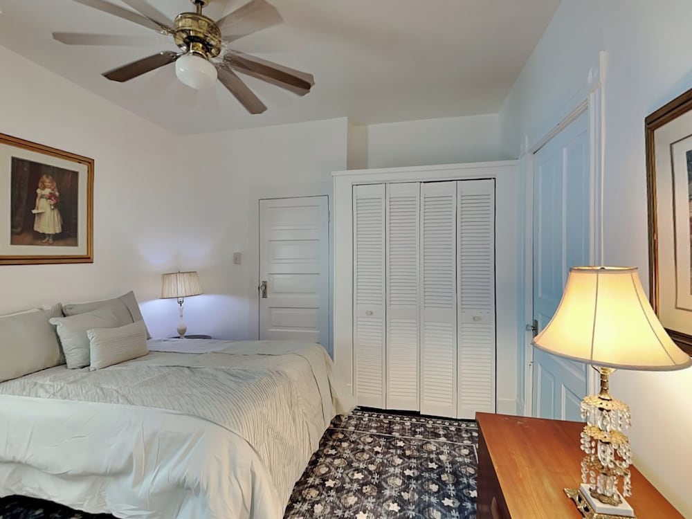 Victorian Rose by Ryson Vacation Rentals