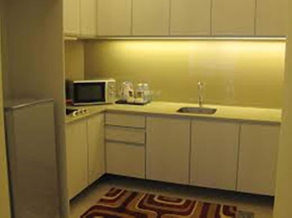 Swiss Garden Residence SS Suite