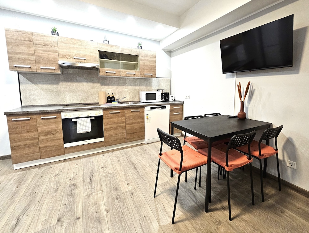 Airport Messe Apartments