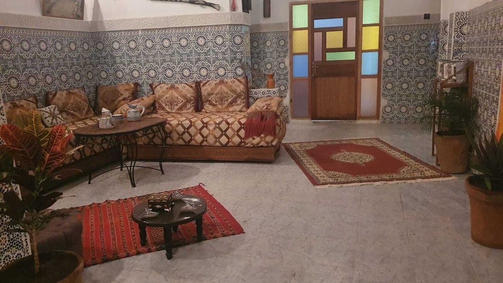 lounge