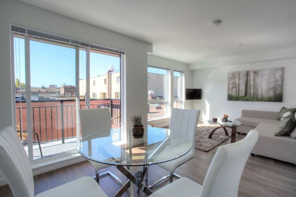 Cedar Suite at the Union Apartment - Image 4