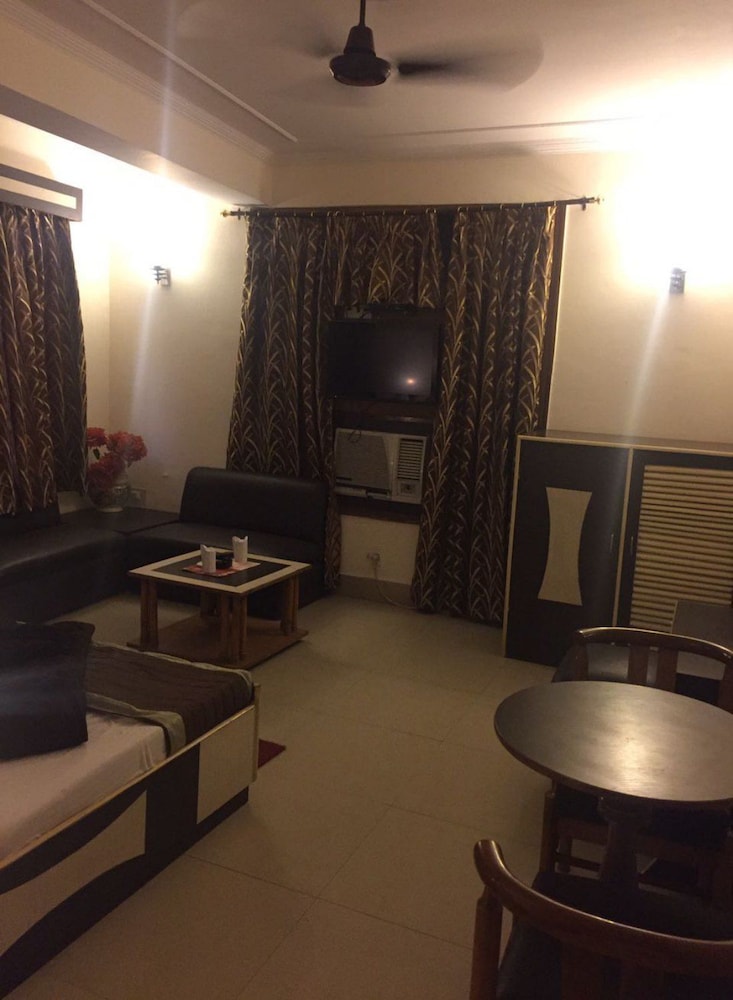ADB Rooms Hotel India International Dx