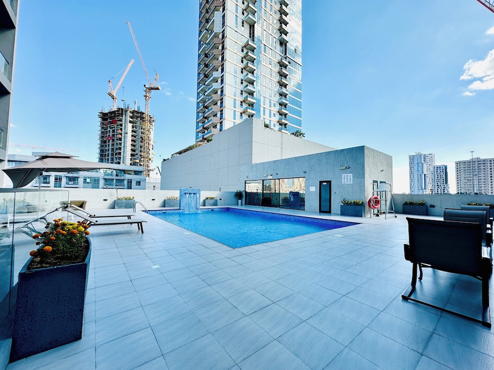 Golden Wood Views 1