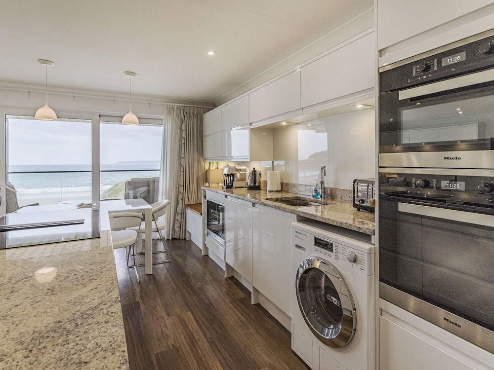 Apartment 18, Burgh Island Causeway