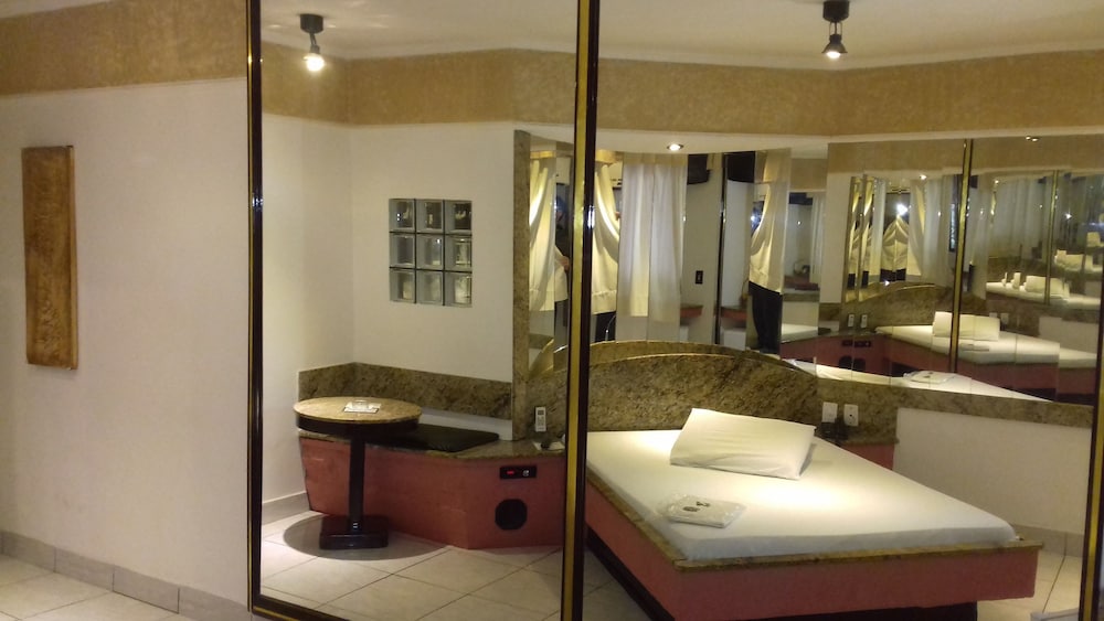 Motel dos Arcos