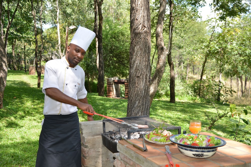 Lokuthula Lodges