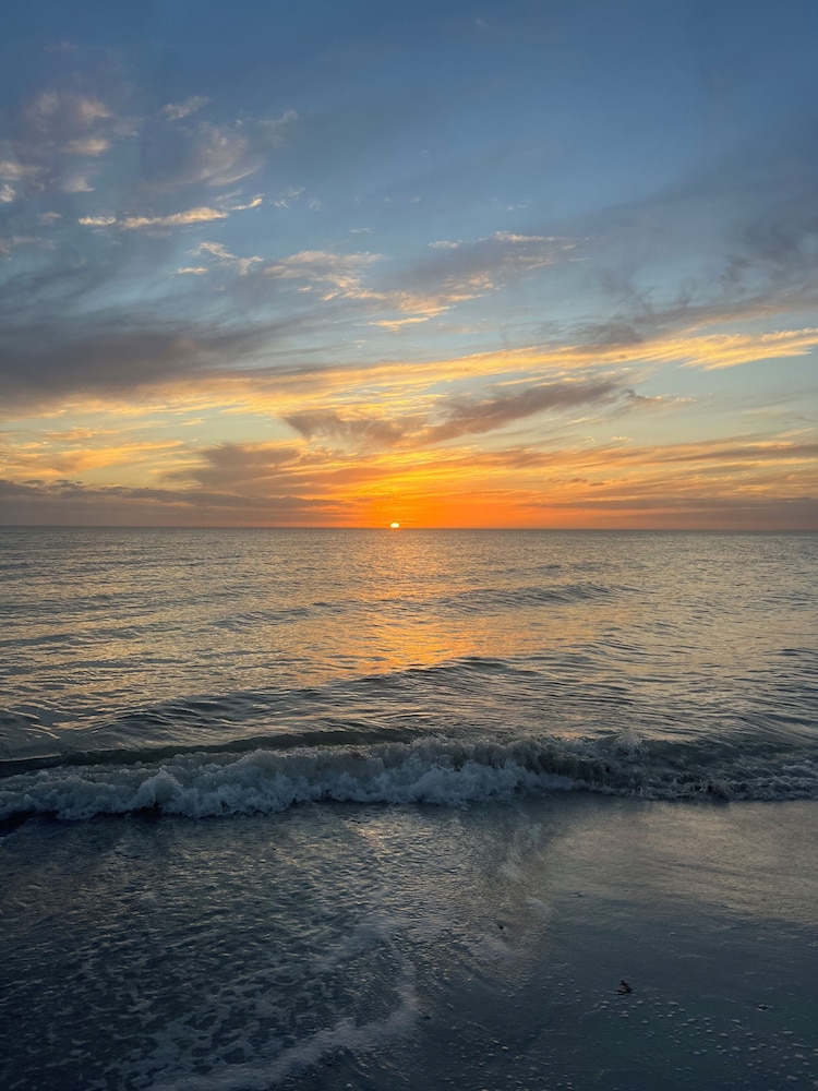 Estero Beach Tennis Club 708c Sunrise Sunset View