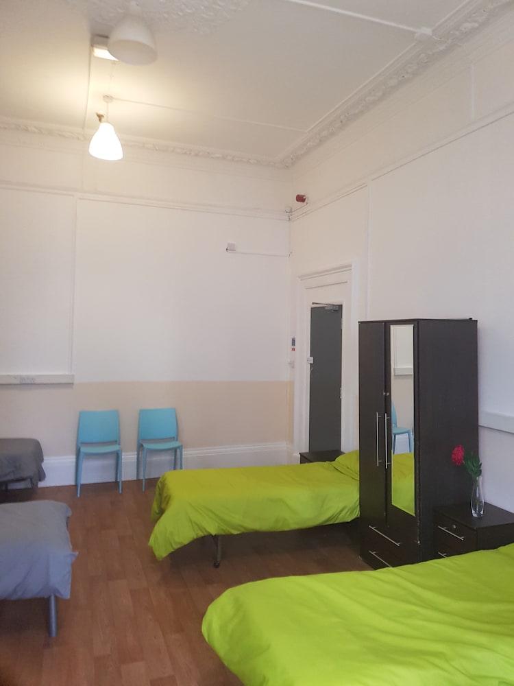 Halpin House - Hostel