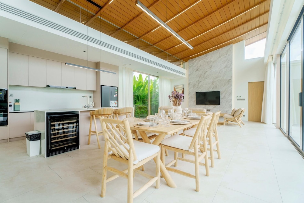 Asherah New 3BR Pool Villa + Free Airport Transfer