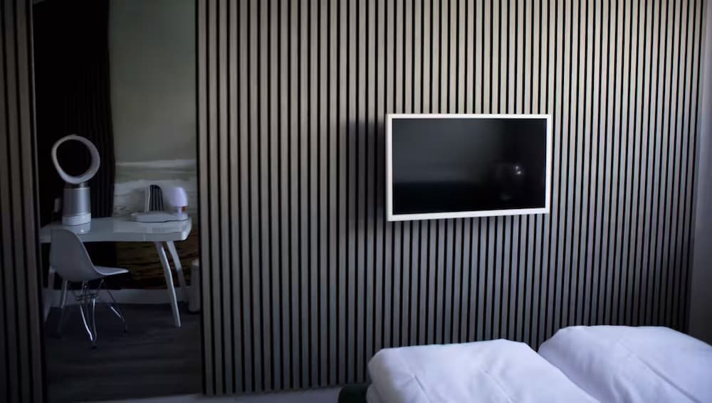 The Room 44