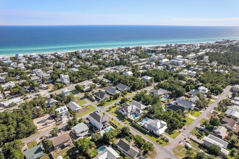 30A Happy by the Sea by Avantstay Pool, Golf Cart, Bikes