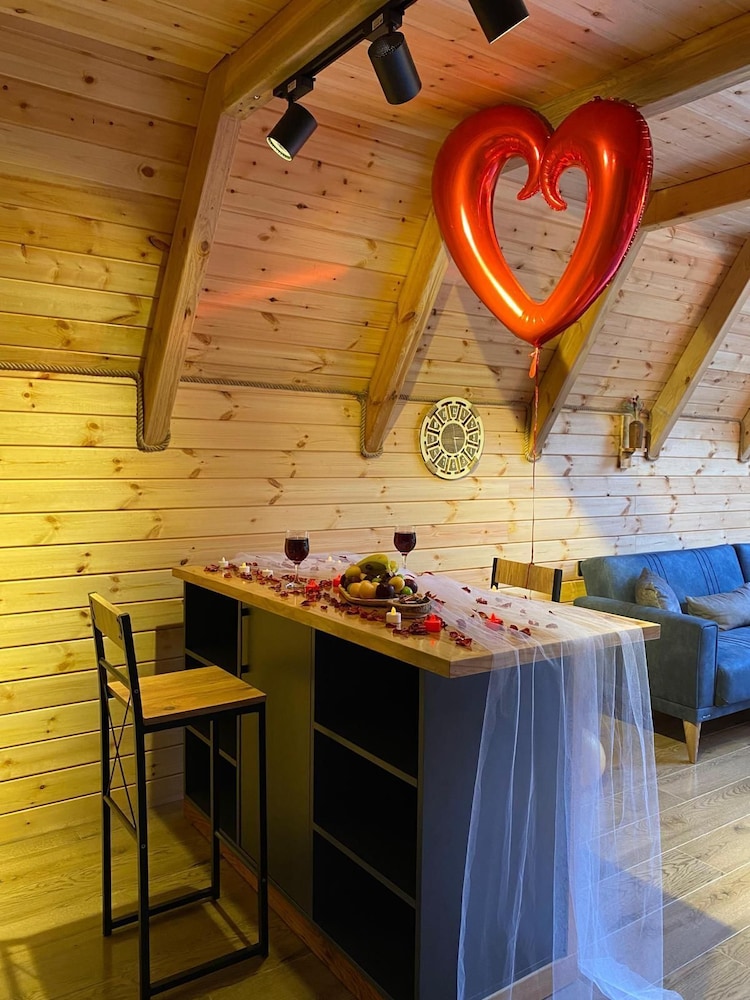 Valent Suit Bungalov