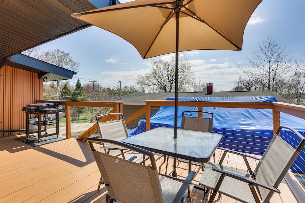 Walk to Kauneonga Lake: Home w/ Deck & Grill