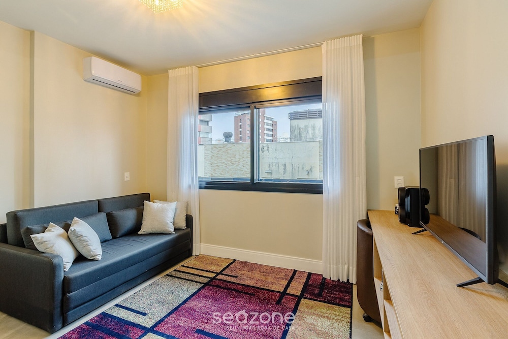 Apartment in Condominium With Gym in PoA - Ips0701