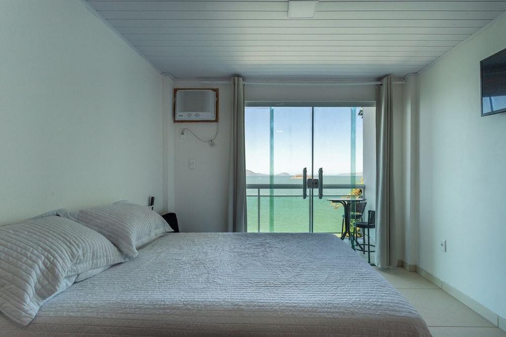 Loft com Varanda e Vista Para o mar em Mangaratiba