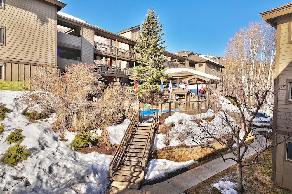 Park City Ski Resort - Snow Flower Vacation Homes