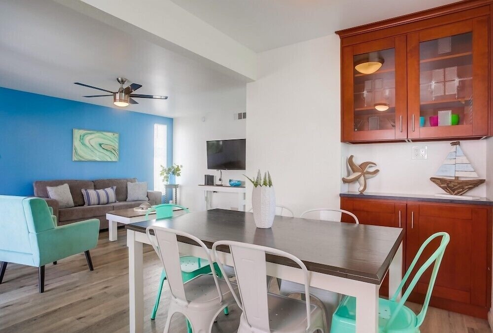 Manhattan Shores 5