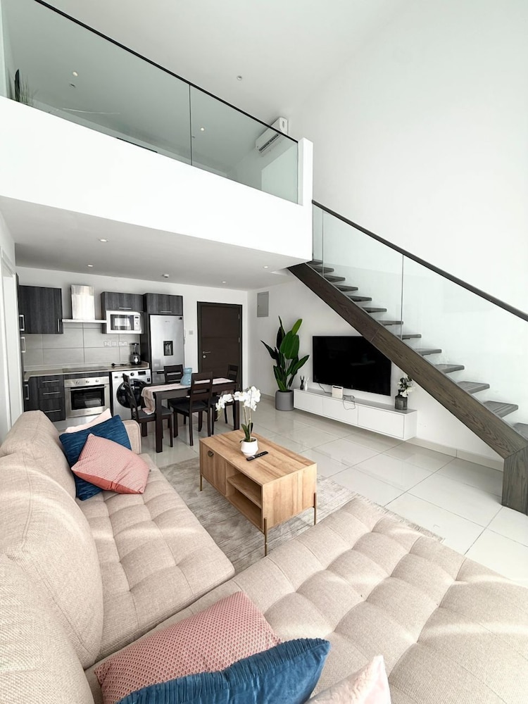 2 bedroom duplex apartment
