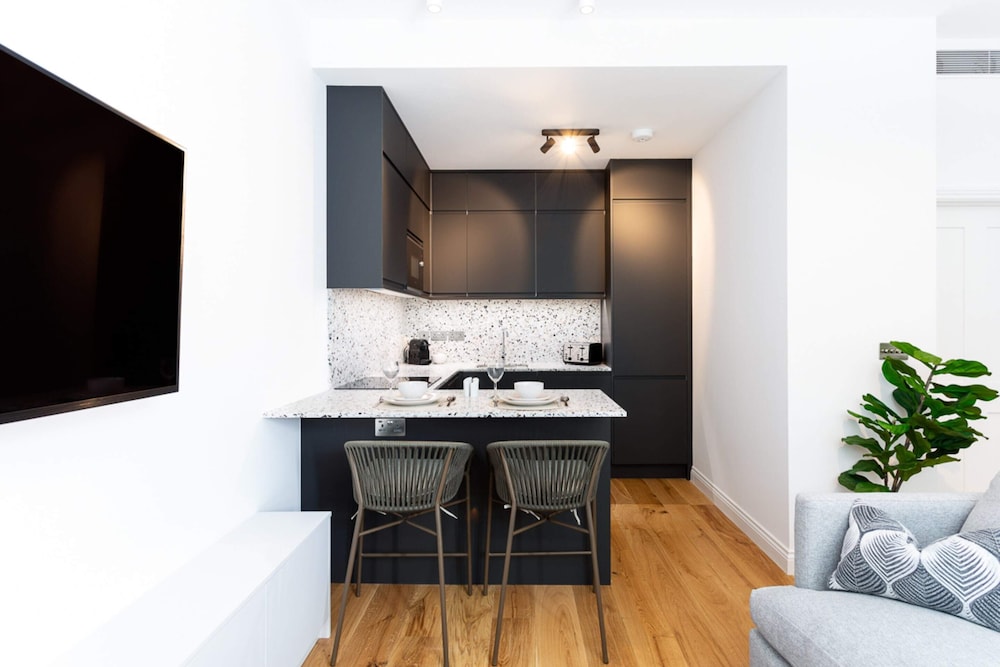 Coleherne Road Residence VI
