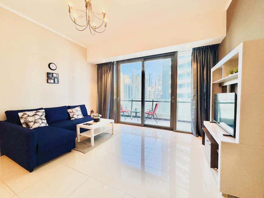 Venduras Cozy 1BR in Dubai Marina