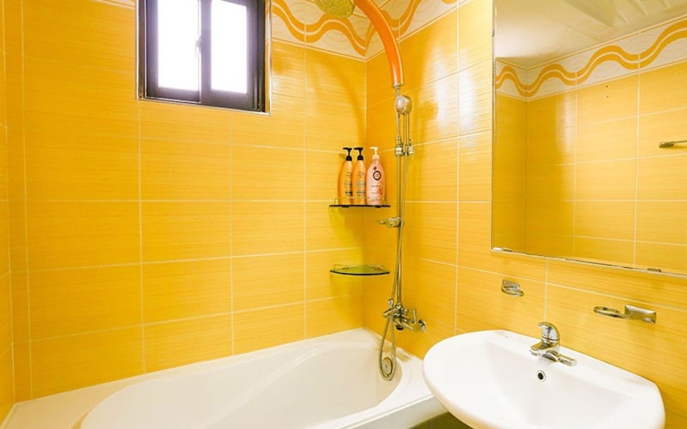 Gyeongju Twin Village Bed and Breakfast