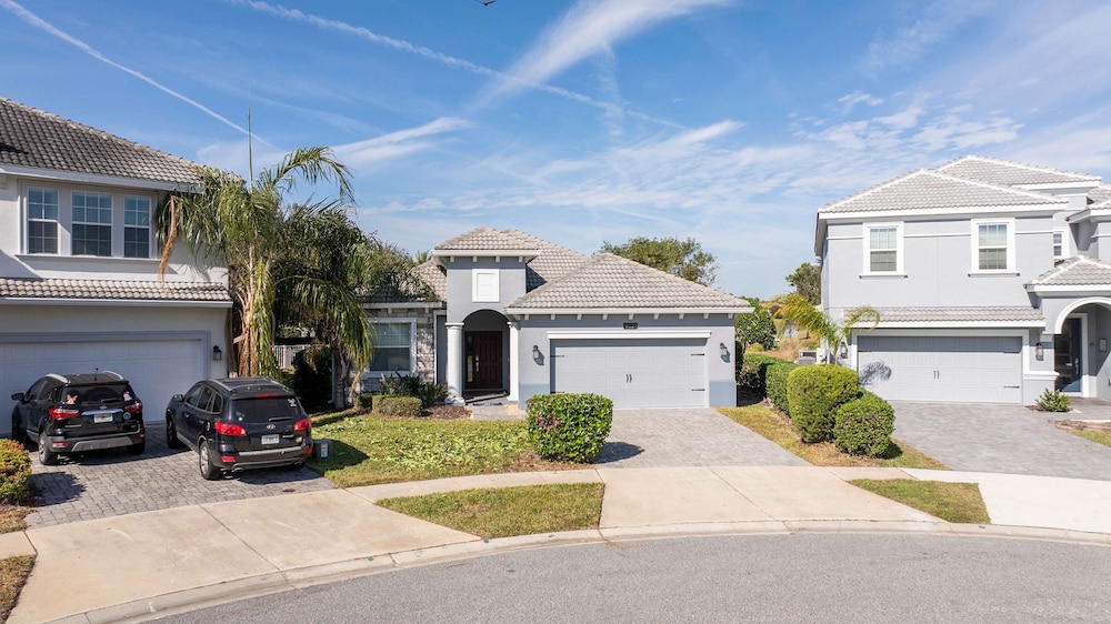 Luxurious 4Bd Villa Private Pool Spa Champions Gate Resort 9021