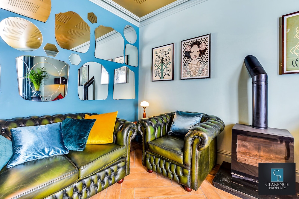 Londonderry Vacations - Art House - Property Image 6
