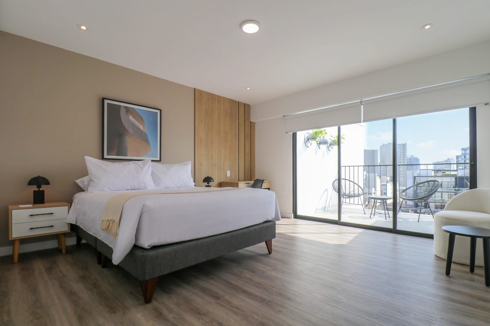 w Glorious 1BR w Perfect Balcony in Miraflores